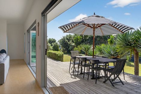 Photo of property in 10 Ti Tree Place, Mangawhai Heads, Mangawhai, 0505