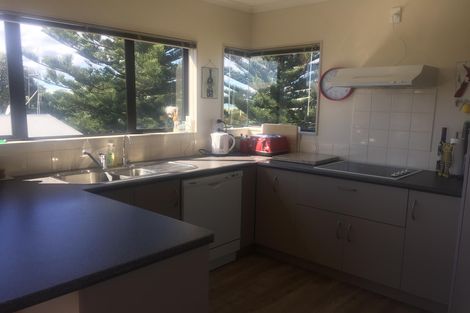 Photo of property in 257 Seaforth Road, Waihi Beach, 3611