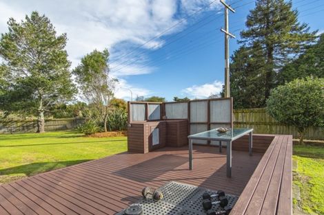Photo of property in 1 Kaiwha Road, Welcome Bay, Tauranga, 3175