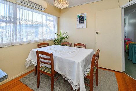 Photo of property in 90 Station Road, Papatoetoe, Auckland, 2025
