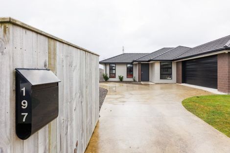 Photo of property in 197 Pacific Drive, Fitzherbert, Palmerston North, 4410