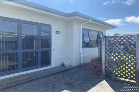 Photo of property in 40 Collins Street, Hawera, 4610