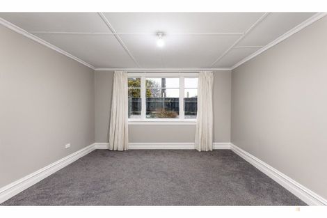 Photo of property in 12 Rhodes Street, Waimate, 7924