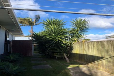 Photo of property in 5 Longstead Avenue, Papamoa Beach, Papamoa, 3118