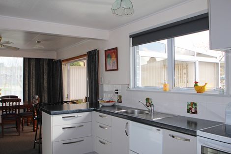 Photo of property in 7 Kenilworth Road, Oamaru North, Oamaru, 9400