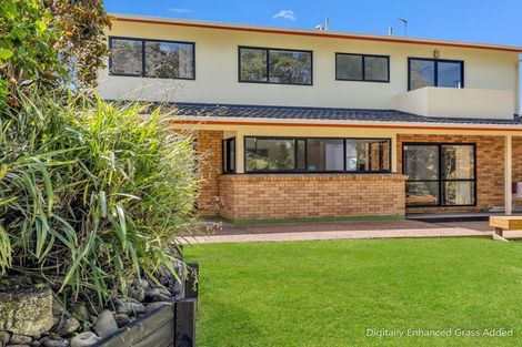 Photo of property in 64 Rhinevale Close, Henderson, Auckland, 0612