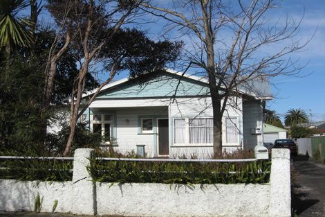 Photo of property in 36 Kent Street, Levin, 5510