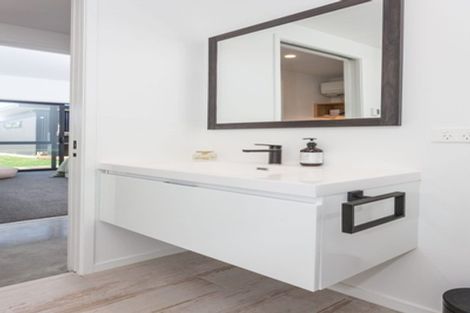 Photo of property in 31 Longreach Drive, Cooks Beach, Whitianga, 3591