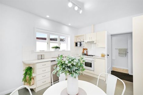 Photo of property in 18b Cressy Street, Waterloo, Lower Hutt, 5011