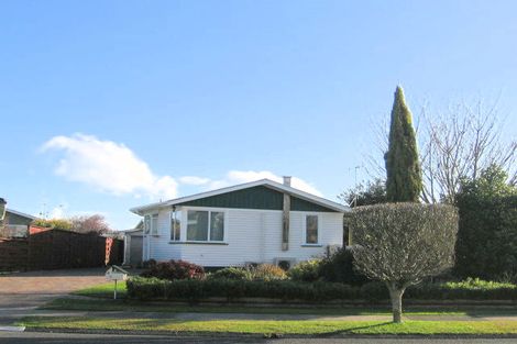 Photo of property in 17 Deanwell Avenue, Deanwell, Hamilton, 3206