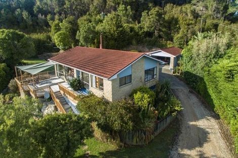 Photo of property in 50 Rangihaeata Road, Rangihaeata, Takaka, 7182