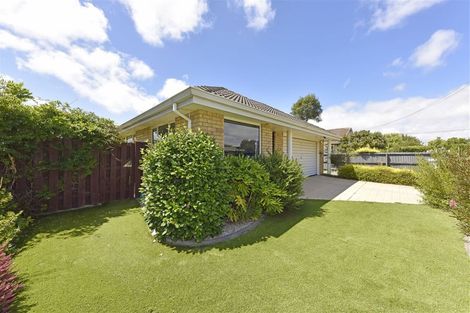 Photo of property in 22 Newnham Terrace, Upper Riccarton, Christchurch, 8041