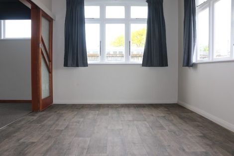 Photo of property in 4 Landsdown Court, Roslyn, Palmerston North, 4414