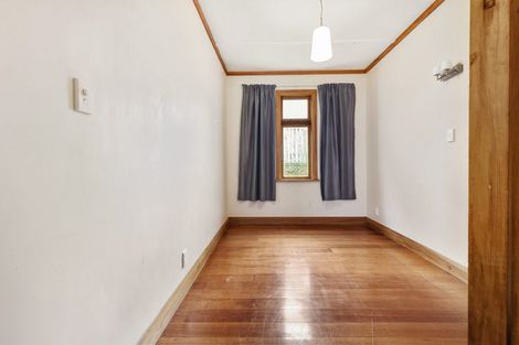 Photo of property in 12 Darlington Terrace, Miramar, Wellington, 6022