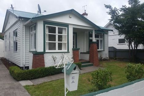 Photo of property in 54 Burns Avenue, Takaro, Palmerston North, 4412