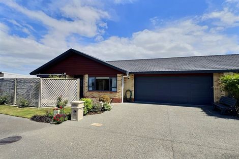 Photo of property in Parkvale Estate, 44/1232 Howard Street, Parkvale, Hastings, 4122