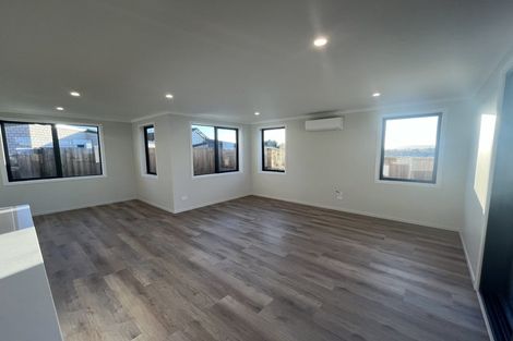 Photo of property in 33 Crest Rise, Flagstaff, Hamilton, 3210
