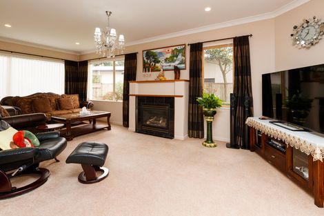 Photo of property in 9 Balmoral Drive, Terrace End, Palmerston North, 4410
