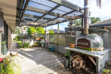 Photo of property in 3 Acacia Court, Whitianga, 3510