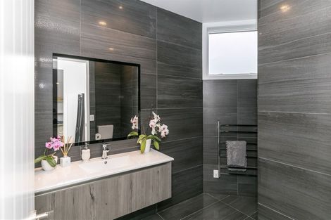 Photo of property in 43 Woodstock Road, Te Awamutu, 3879