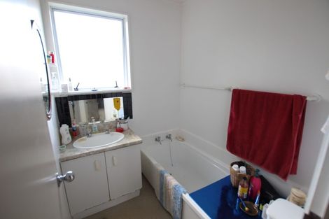 Photo of property in 1/220 Waitemata Drive, Ranui, Auckland, 0612