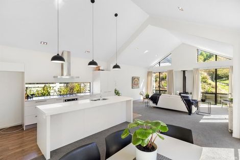 Photo of property in 16 Harrys Close, Arthurs Point, Queenstown, 9371