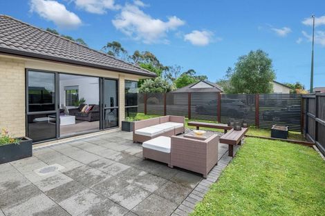 Photo of property in 24 Franshell Crescent, East Tamaki, Auckland, 2013