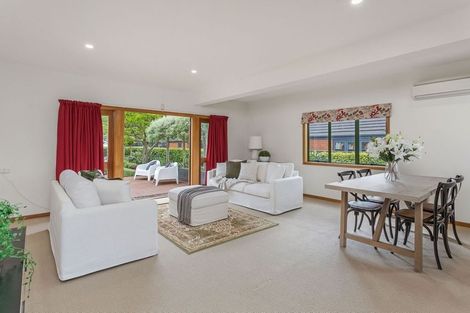 Photo of property in 31 Thornycroft Street, Fendalton, Christchurch, 8052