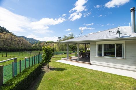 Photo of property in 598 Riverside Road, Matokitoki, Gisborne, 4071