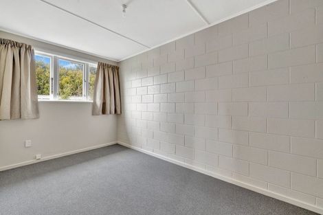 Photo of property in 21 Ealing Street, Redwood, Christchurch, 8051