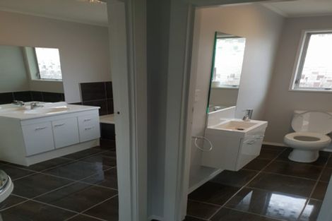 Photo of property in 8 Saunders Place, Redwood, Christchurch, 8051