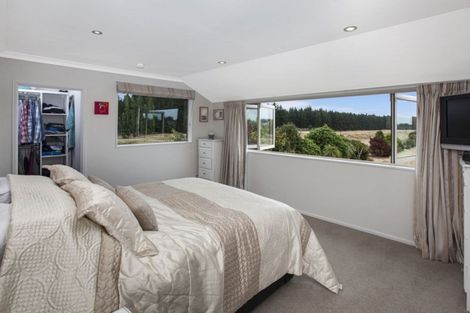 Photo of property in 47 Ruahine Place, Parklands, Christchurch, 8083