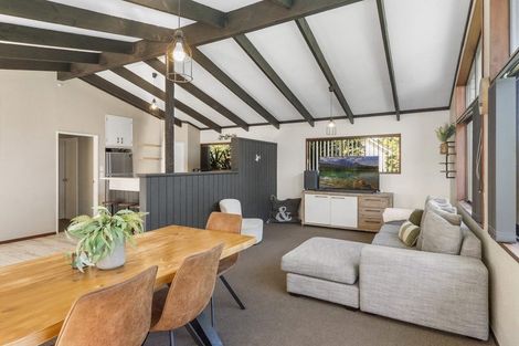 Photo of property in 216 Cambridge Road, Bethlehem, Tauranga, 3110