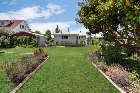 Photo of property in 36 Pukepapa Road, Marton, 4710
