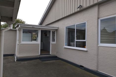 Photo of property in 30 Gamblins Road, Saint Martins, Christchurch, 8022