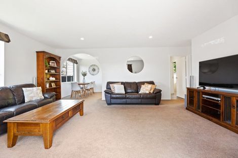 Photo of property in 52 Solomon Avenue, Redwood, Christchurch, 8051