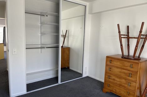 Photo of property in 1/15 Hawker Street, Mount Victoria, Wellington, 6011