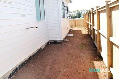 Photo of property in 2 Castlepoint Avenue, Takanini, 2110