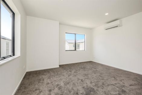 Photo of property in 11 Matukutureia Lane, Manurewa, Auckland, 2102