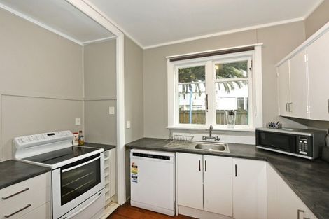 Photo of property in 158 Naenae Road, Naenae, Lower Hutt, 5011