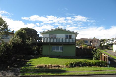 Photo of property in 45 Lewisham Street, Highland Park, Auckland, 2010