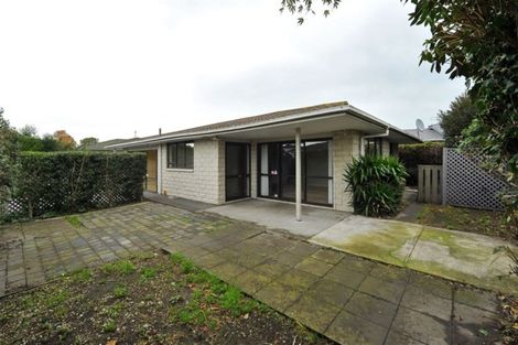 Photo of property in 1/54a Aorangi Road, Bryndwr, Christchurch, 8053