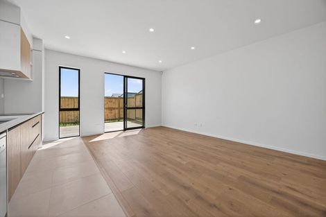 Photo of property in 12 Kaapehu Street, Karaka, 2578