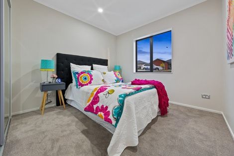 Photo of property in 16 Moyle Street, Pokeno, 2402