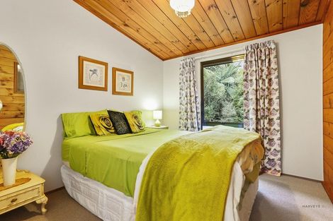 Photo of property in 63 Bush Road, Waiatarua, Auckland, 0604