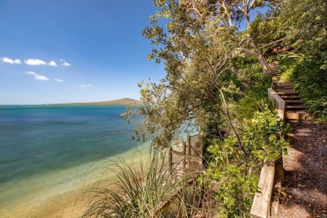 Photo of property in 16 Seacliffe Avenue, Belmont, Auckland, 0622