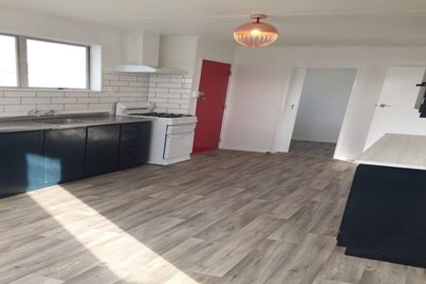 Photo of property in 10 Tainui Street, Castlecliff, Whanganui, 4501