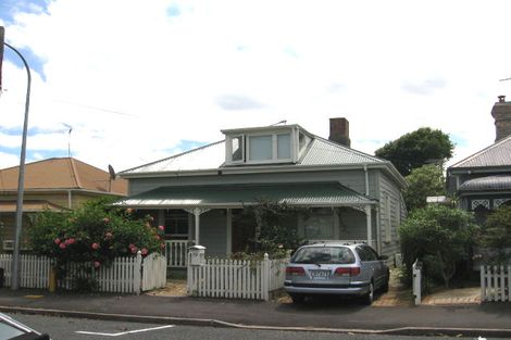 Photo of property in 19 Anne Street, Devonport, Auckland, 0624