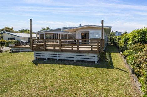 Photo of property in 54 Tremaine Avenue, Two Mile Bay, Taupo, 3330