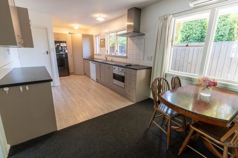 Photo of property in 2/28 Rosedale Place, Avonhead, Christchurch, 8042